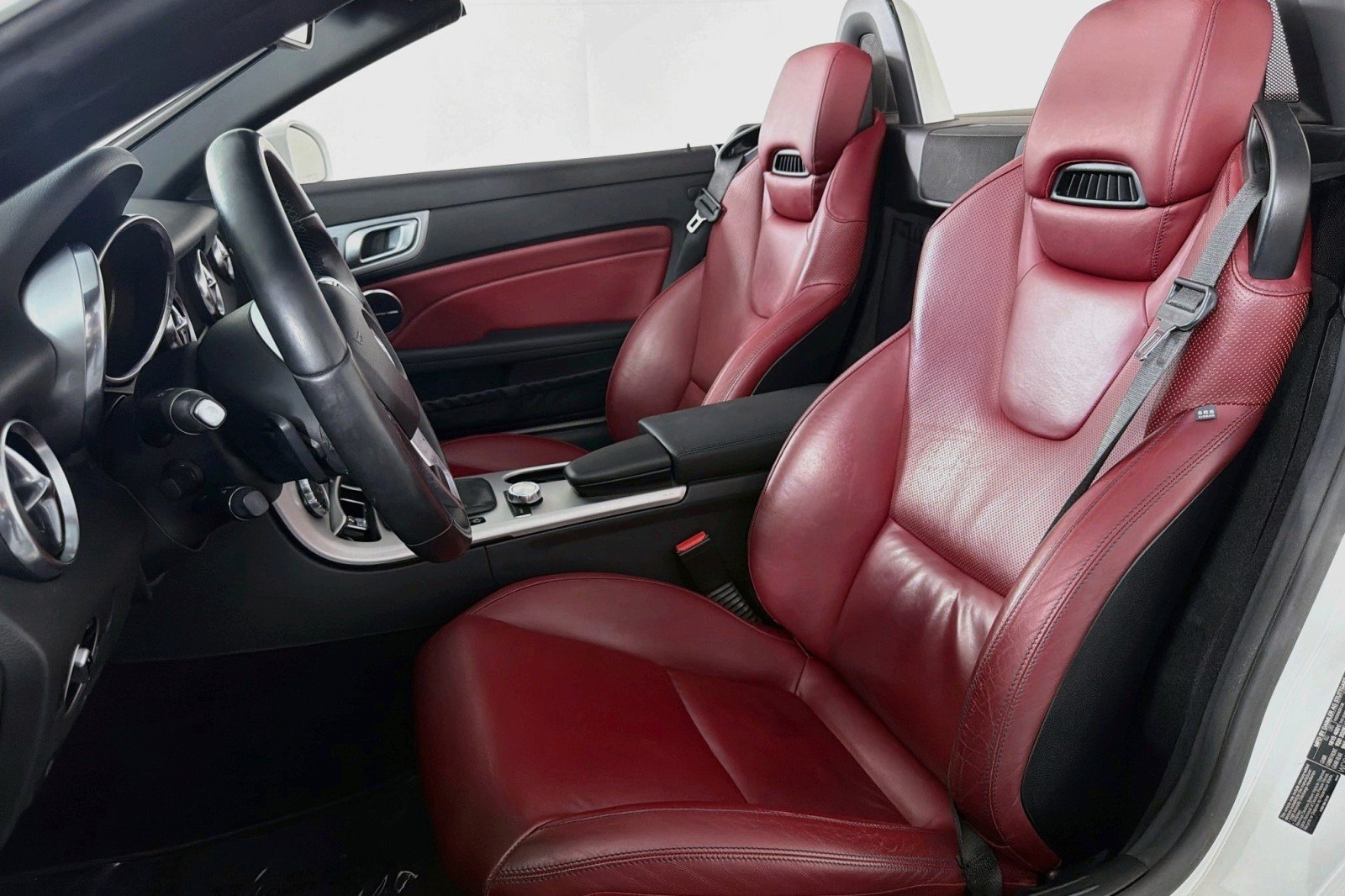 Used 2015 Polar White Mercedes-Benz 250 image 17