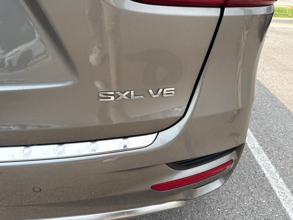 Used 2018 Titanium Silver Kia SX Limited V6 image 8