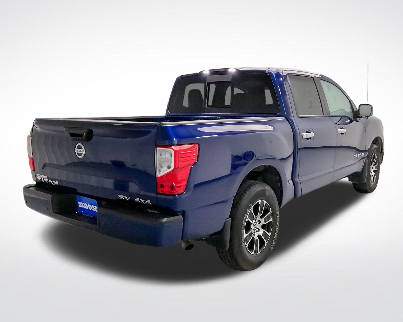 Used 2021 Blue Nissan SV image 5