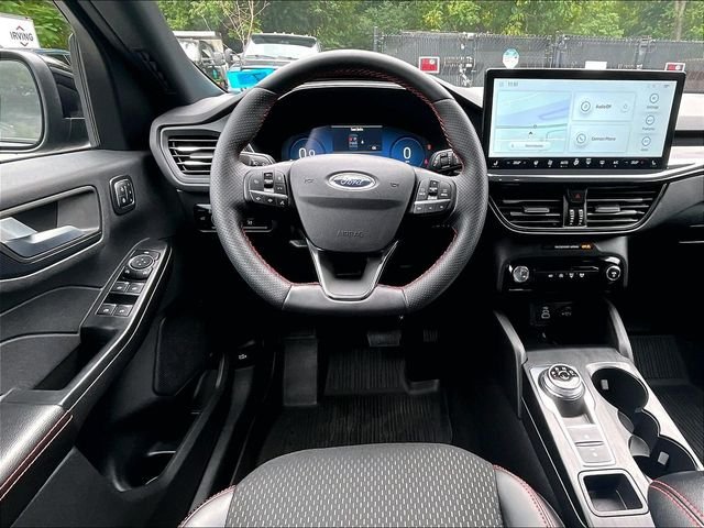 Used 2025 Black Metallic Ford ST-Line Select image 5