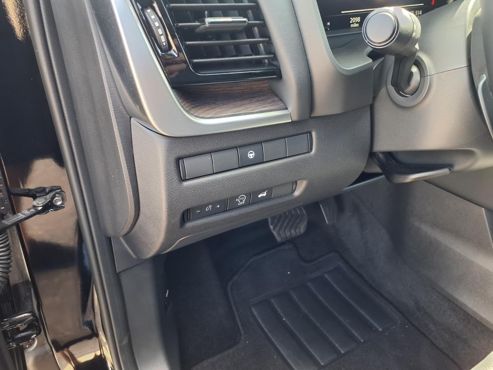 2026 Nissan Rogue Platinum Black at Robbins Nissan