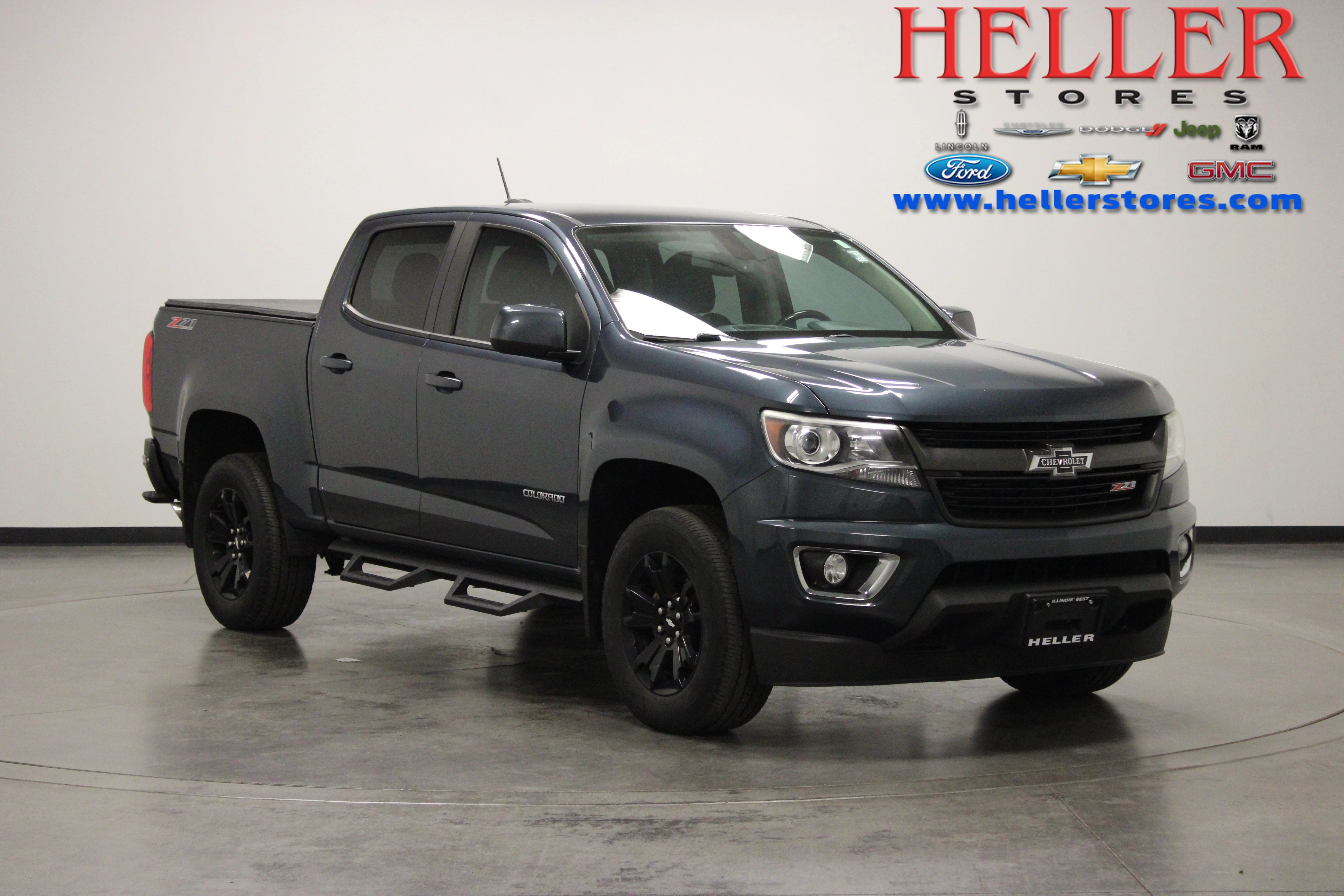 Used 2019 Shadow Gray Metallic Chevrolet Z71 image 1