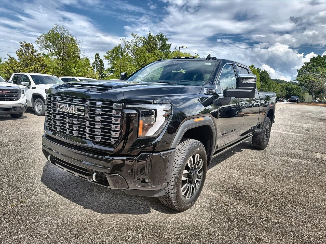 New 2026 Onyx Black GMC Denali Ultimate image 4