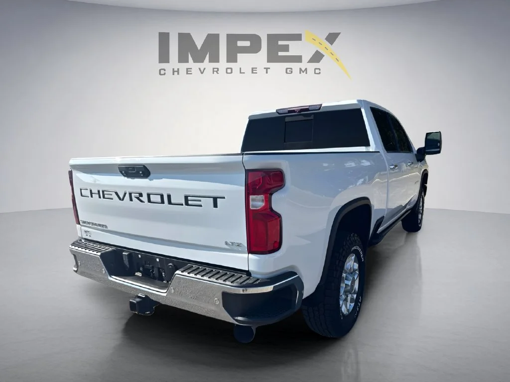 Used 2022 SUMMIT WHITE Chevrolet LTZ image 7