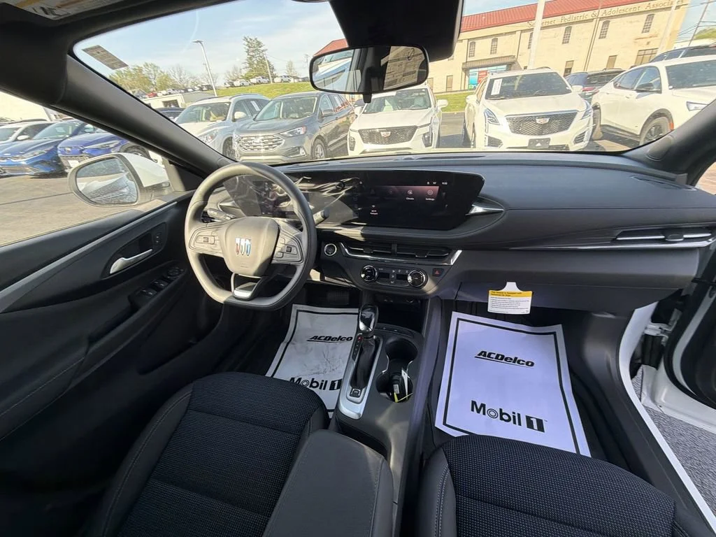 New 2026 Summit White Buick Preferred image 10