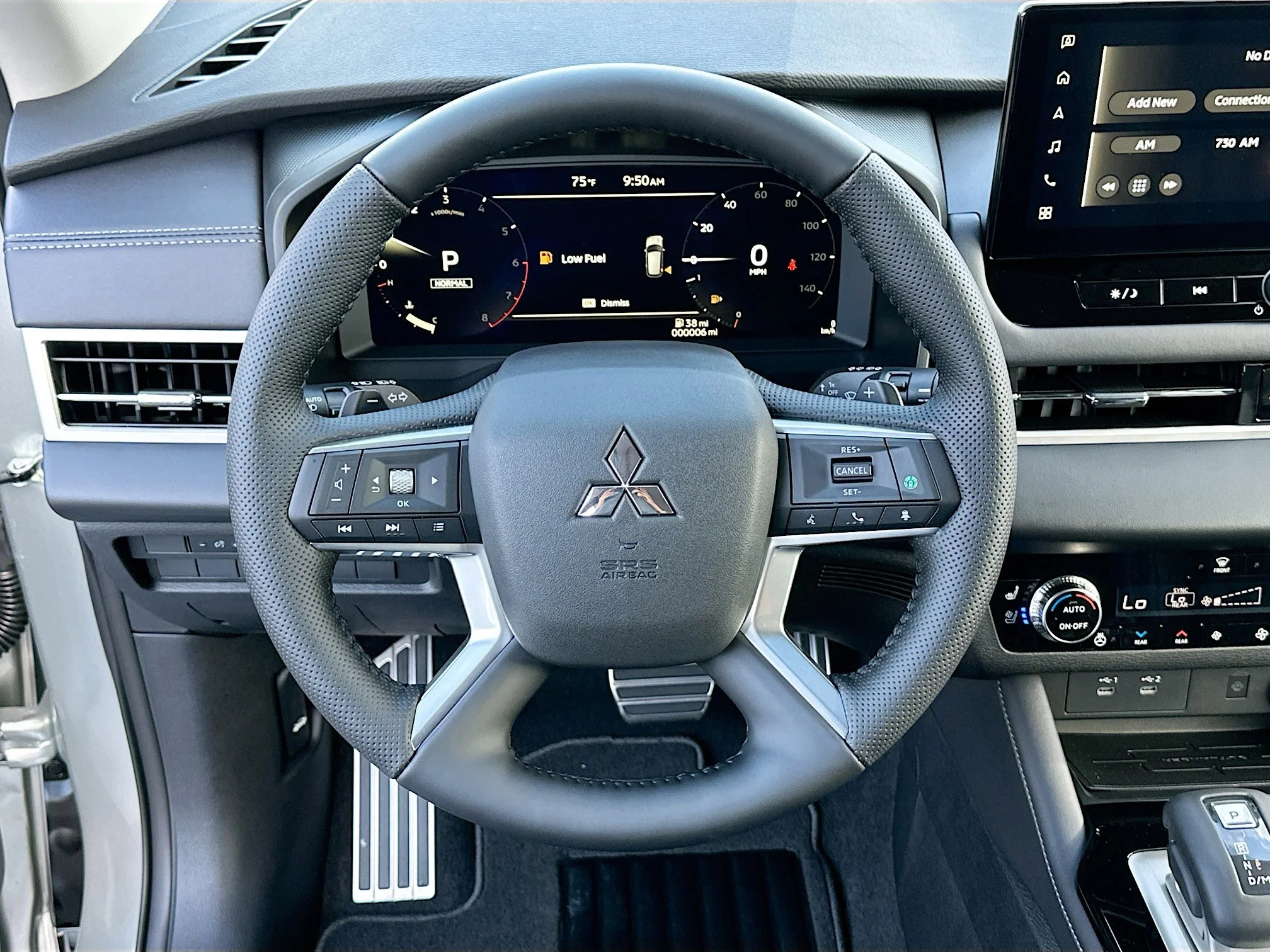 2026 Mitsubishi Outlander SEL - Photo 7
