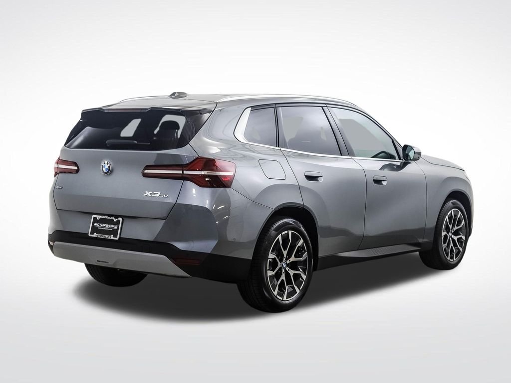 New 2026 Gray Metallic BMW 30 xDrive image 5