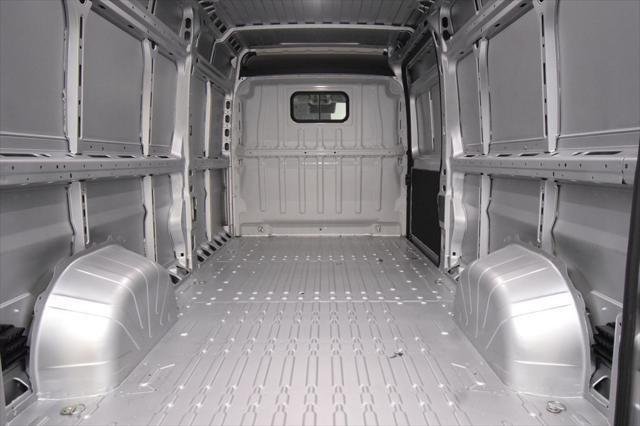 New 2026 Bright Silver Metallic Clear-Coat Exterior Paint RAM Tradesman image 35