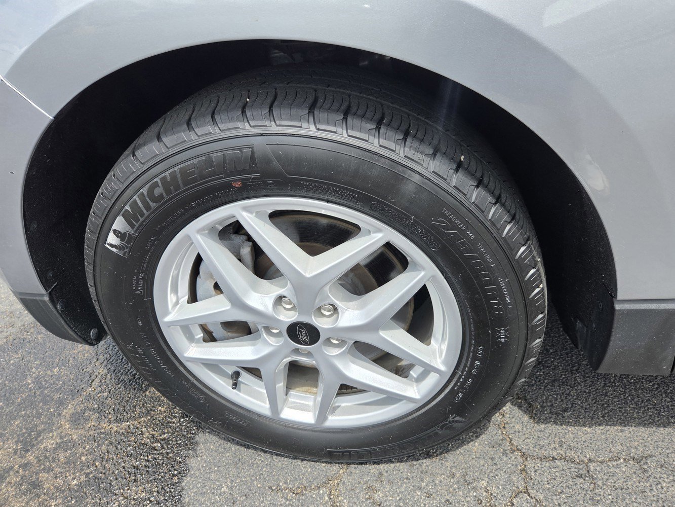 Used 2023 Silver Ford SEL image 48
