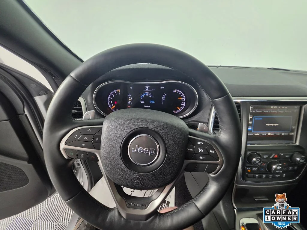 Used 2017 Silver Jeep Altitude image 4