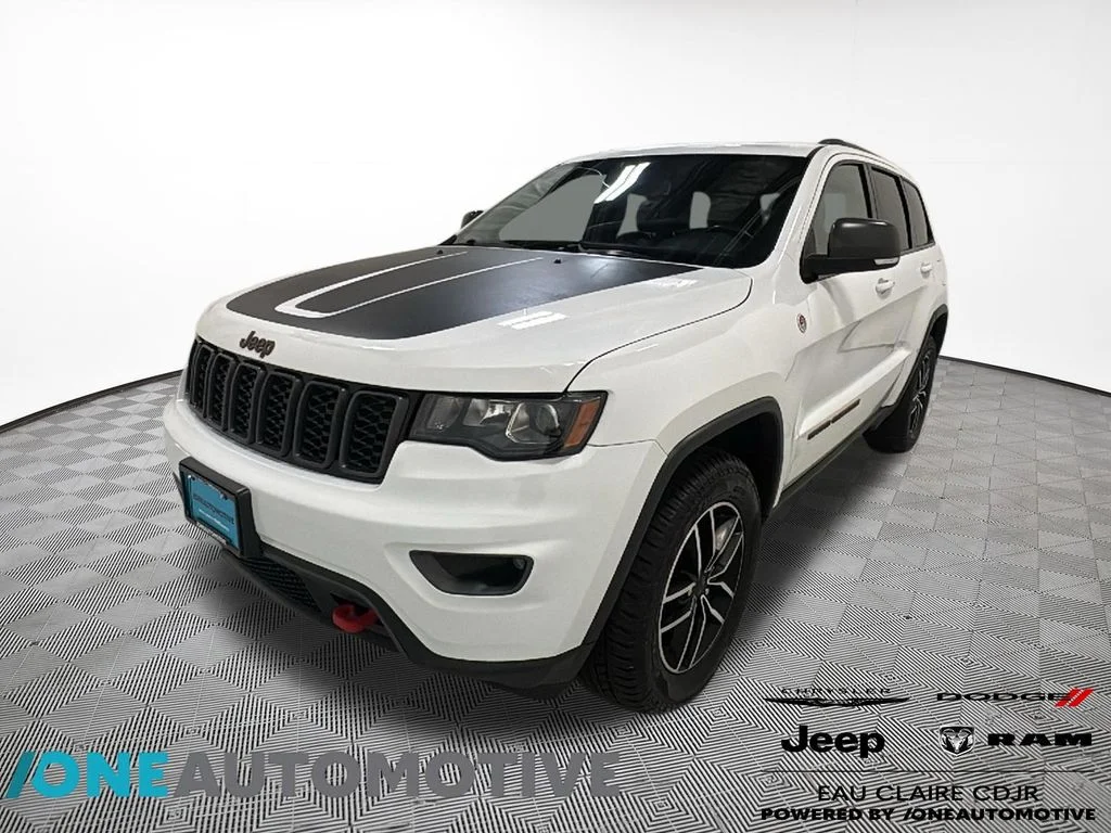 2020 Jeep Grand Cherokee Trailhawk's photo