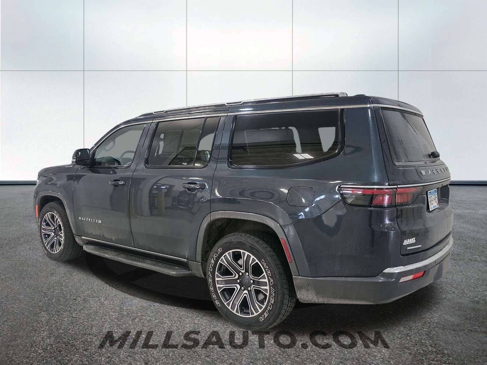 Used 2022 Jeep Wagoneer Series III with VIN 1C4SJVDT0NS227773 for sale in Willmar, Minnesota