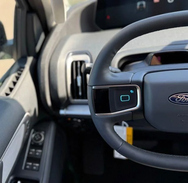 New 2026 Agate Black Metallic Ford Active image 19