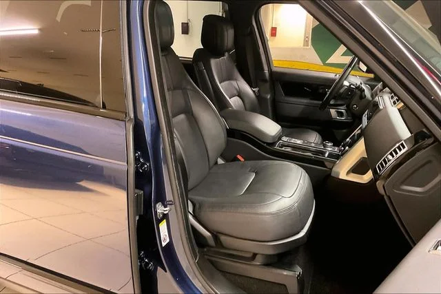 Used 2021 Blue Land Rover Westminster image 6