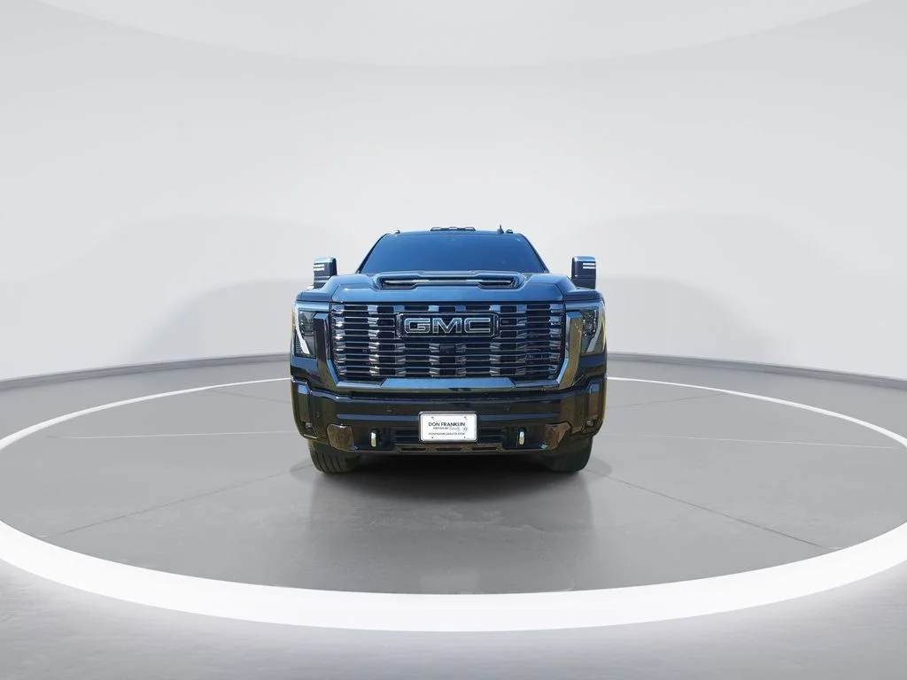Used 2024 Black GMC Denali Ultimate image 3