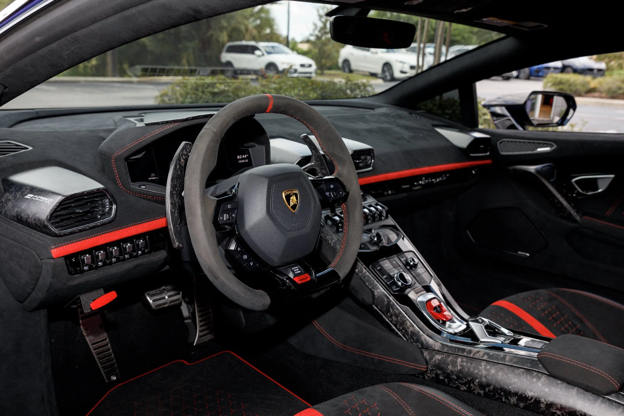 Used 2018  Lamborghini Performante image 9