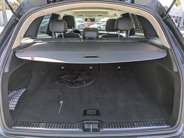Used 2022 Gray Mercedes-Benz GLC 300 image 13
