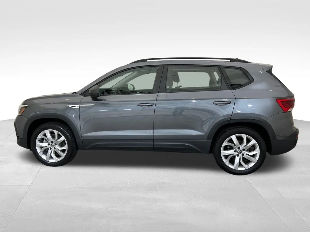 Used 2023 Gray Volkswagen 1.5T S image 3