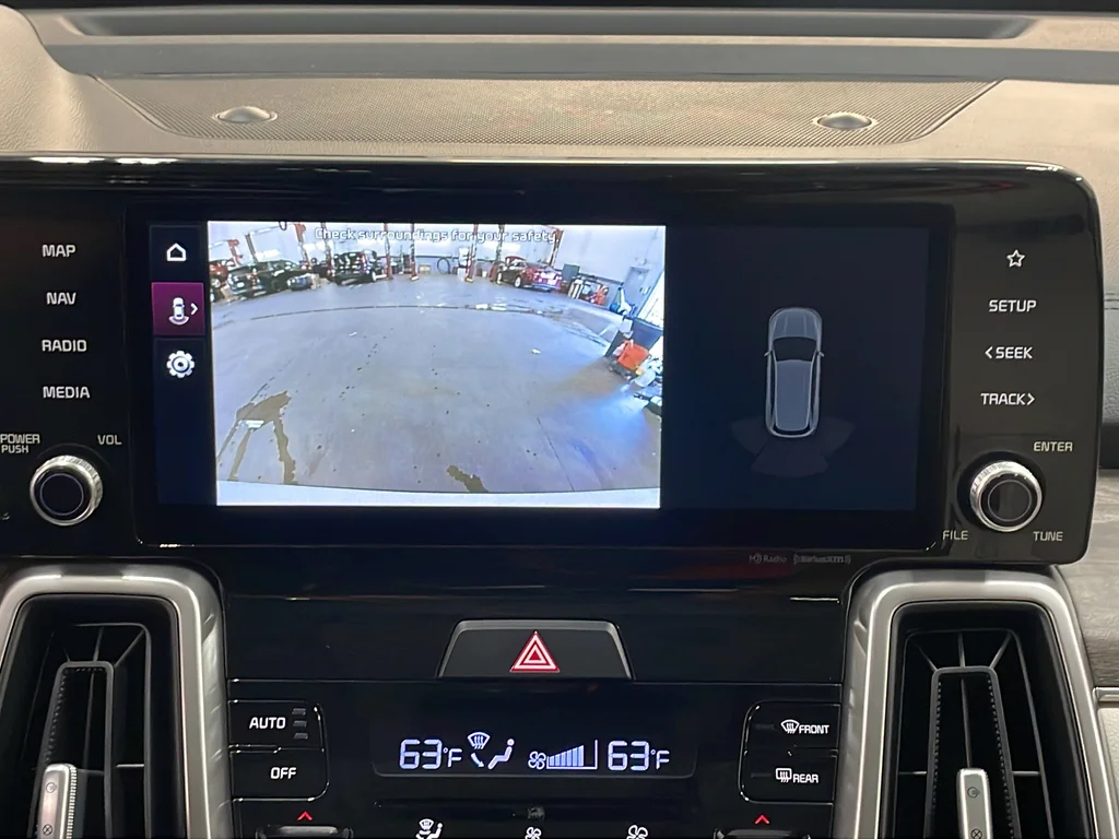 Used 2022 White Kia S X-LINE image 9