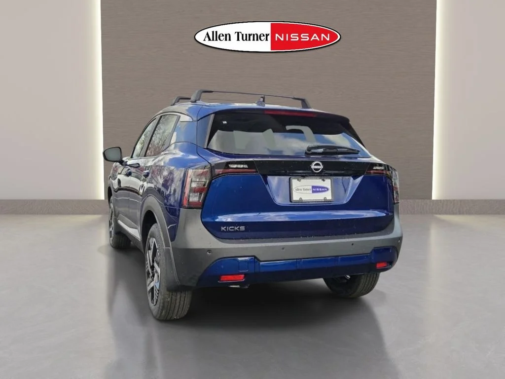 2026 Nissan KICKS SV - Photo 9