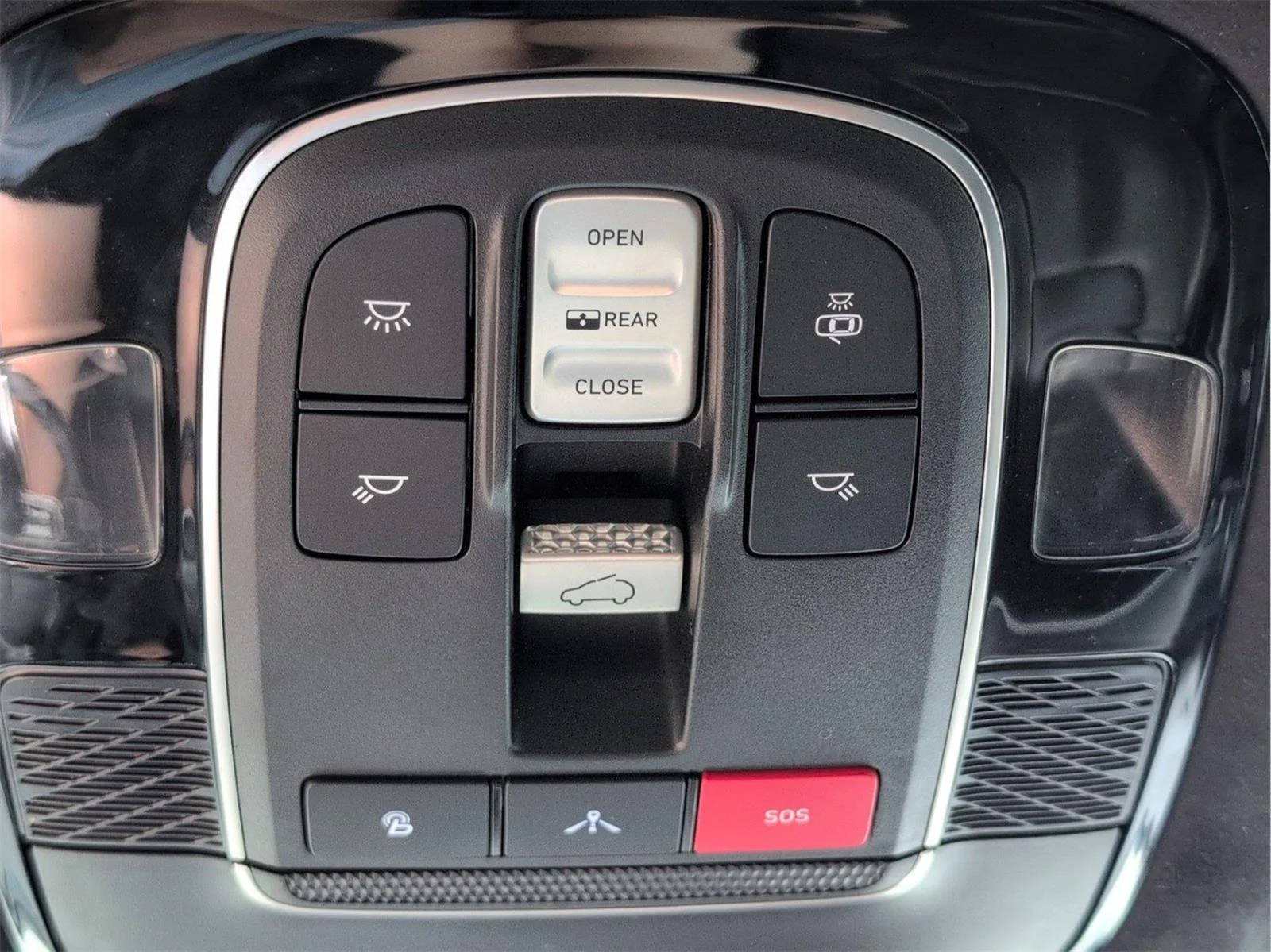 Used 2022 Hyper White Hyundai Calligraphy image 18