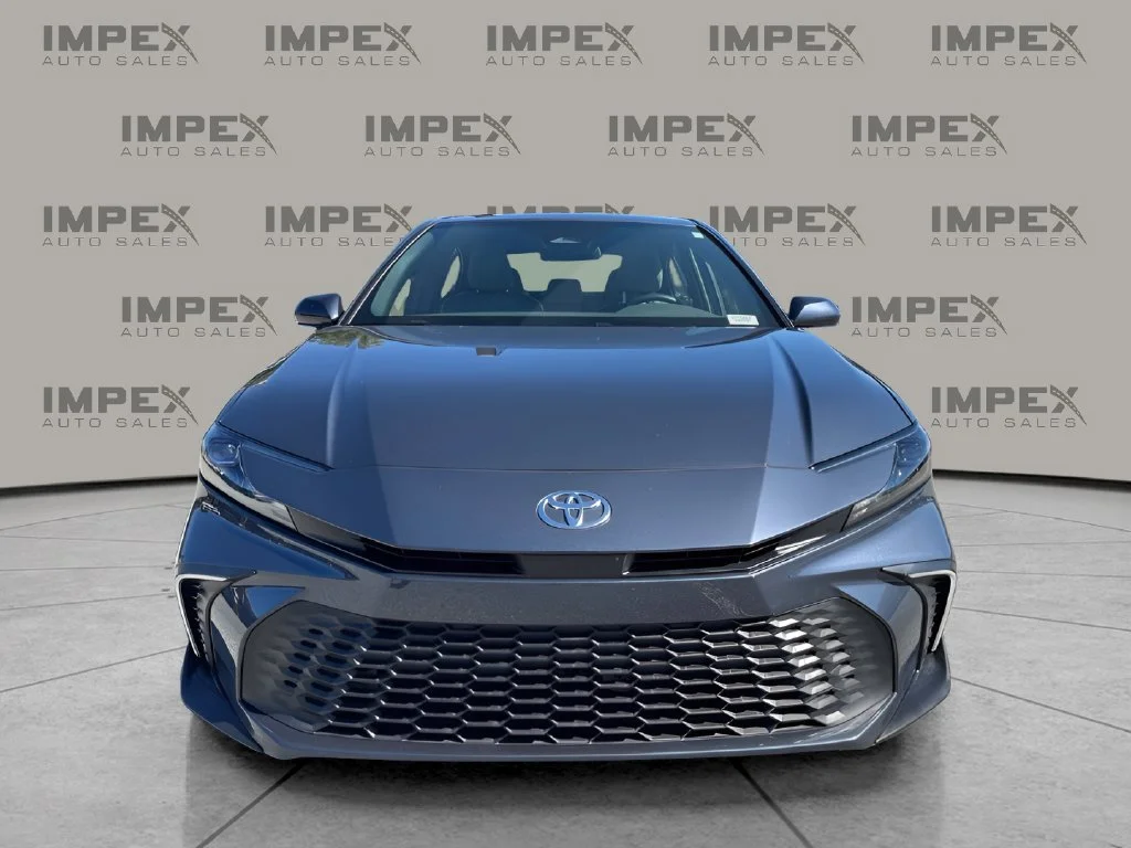 Used 2026  Toyota SE image 8