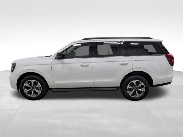 New 2027 Star White Metallic Tri-Coat Ford Active image 32