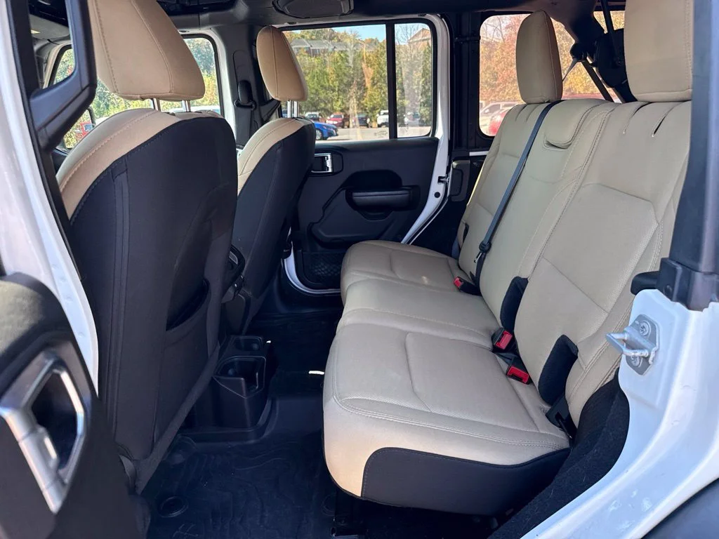 Used 2020 White Jeep Unlimited Sport image 6