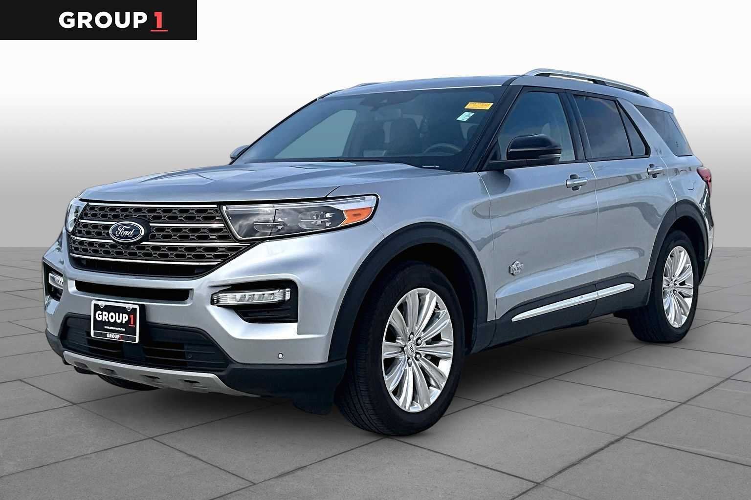 2023 Ford Explorer King Ranch RWD's photo