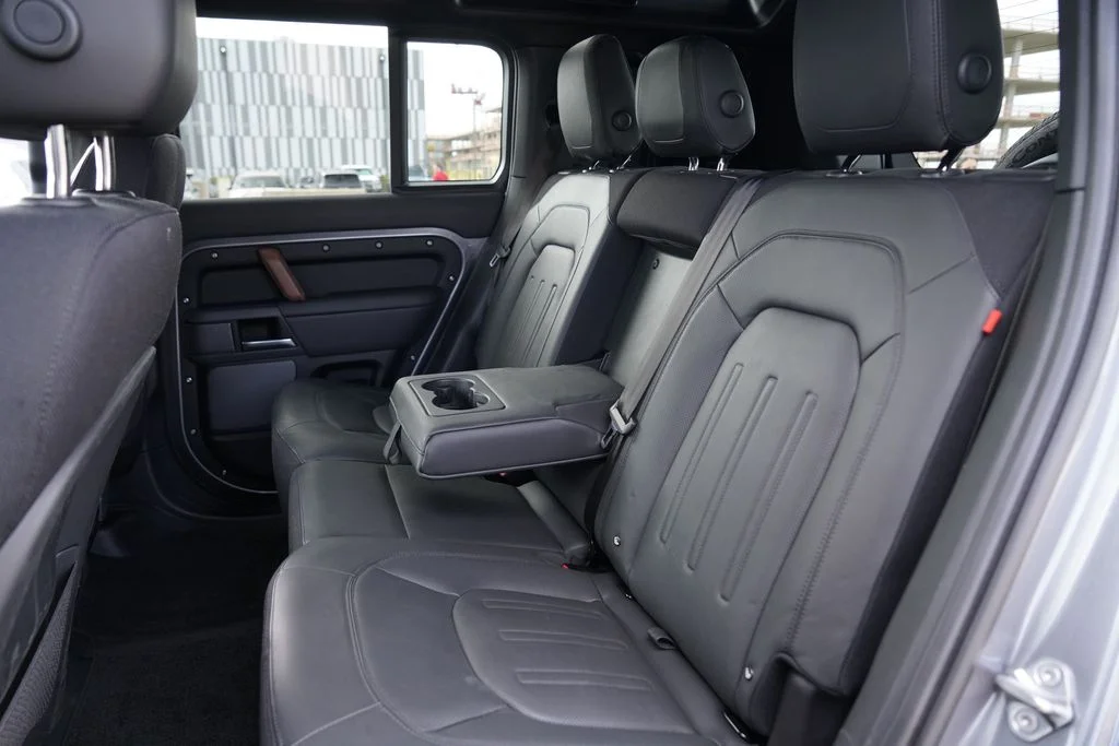 Used 2023 Gray Land Rover X image 28