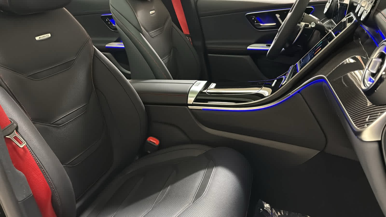 New 2026 Obsidian Black Metallic Mercedes-Benz AMG® GLC 43 image 36