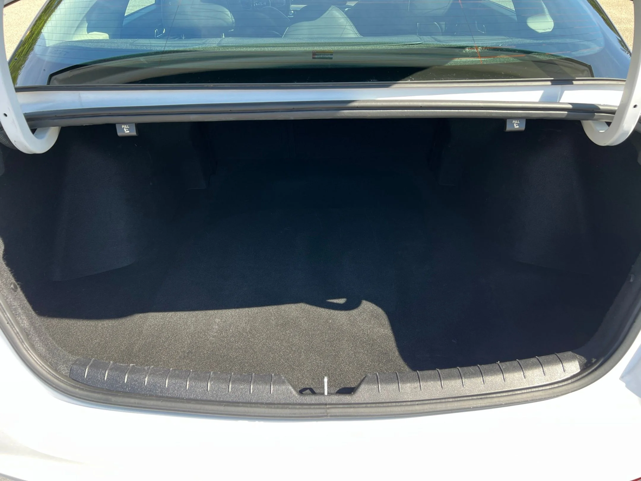 Used 2022 White Kia EX image 13