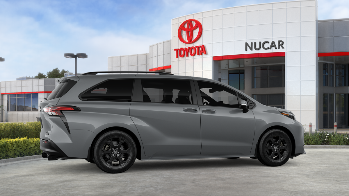 2026 Toyota Sienna — photo 11