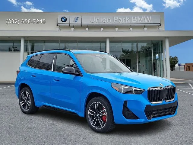 New 2026 Daytona Beach Blue BMW xDrive28i image 3