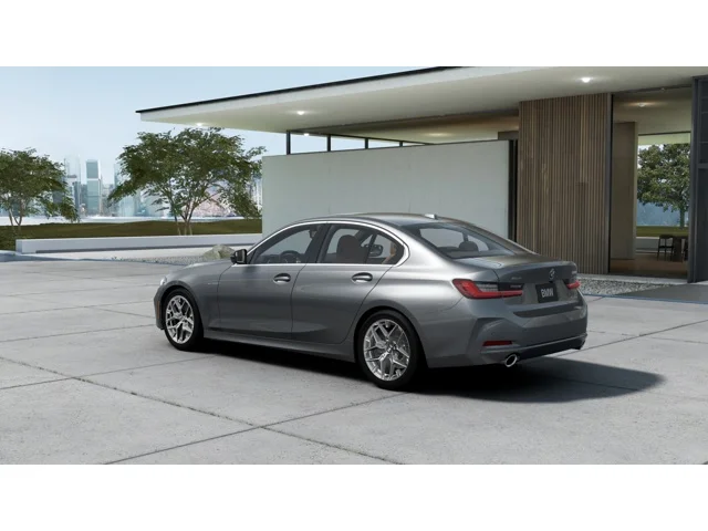 New 2026 Skyscraper Grey Metallic BMW  image 2