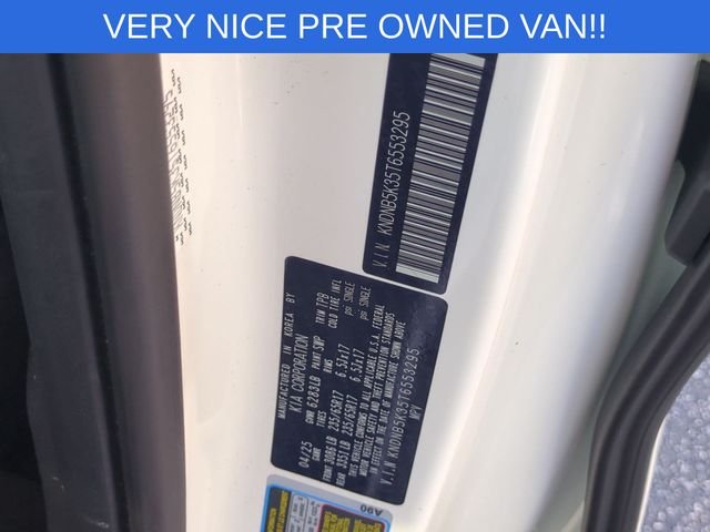 Used 2026 White Kia LXS image 37