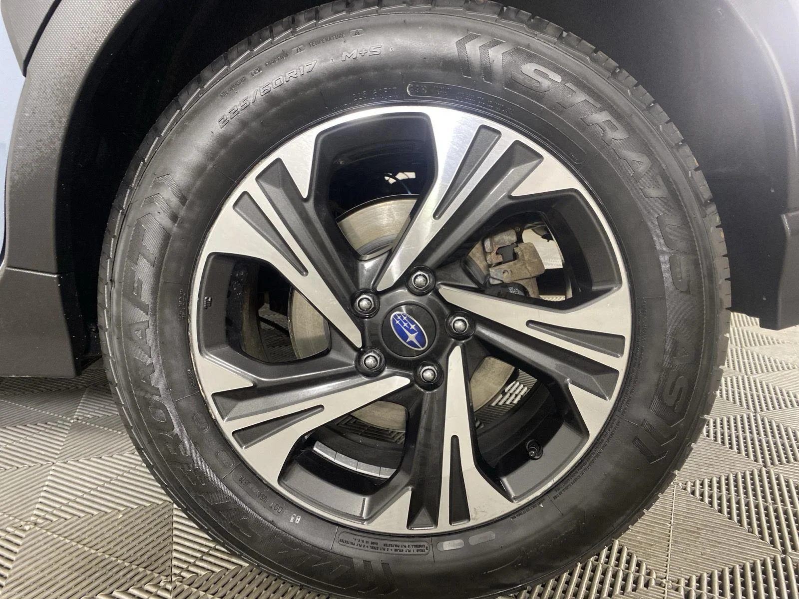 Used 2024 Offshore Blue Metallic Subaru Premium image 9