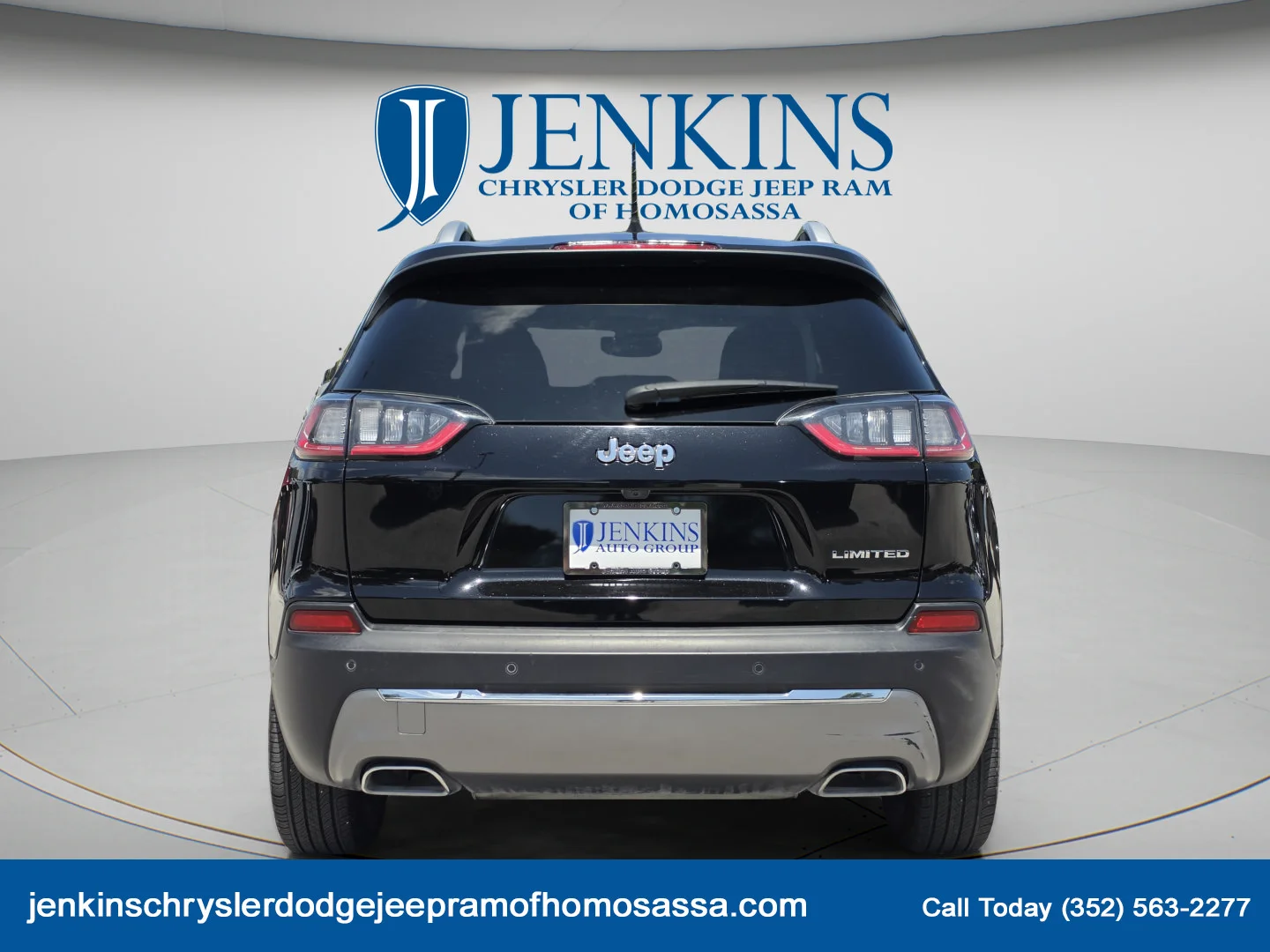 Used 2021 Diamond Black Crystal Pearlcoat Jeep Limited image 5