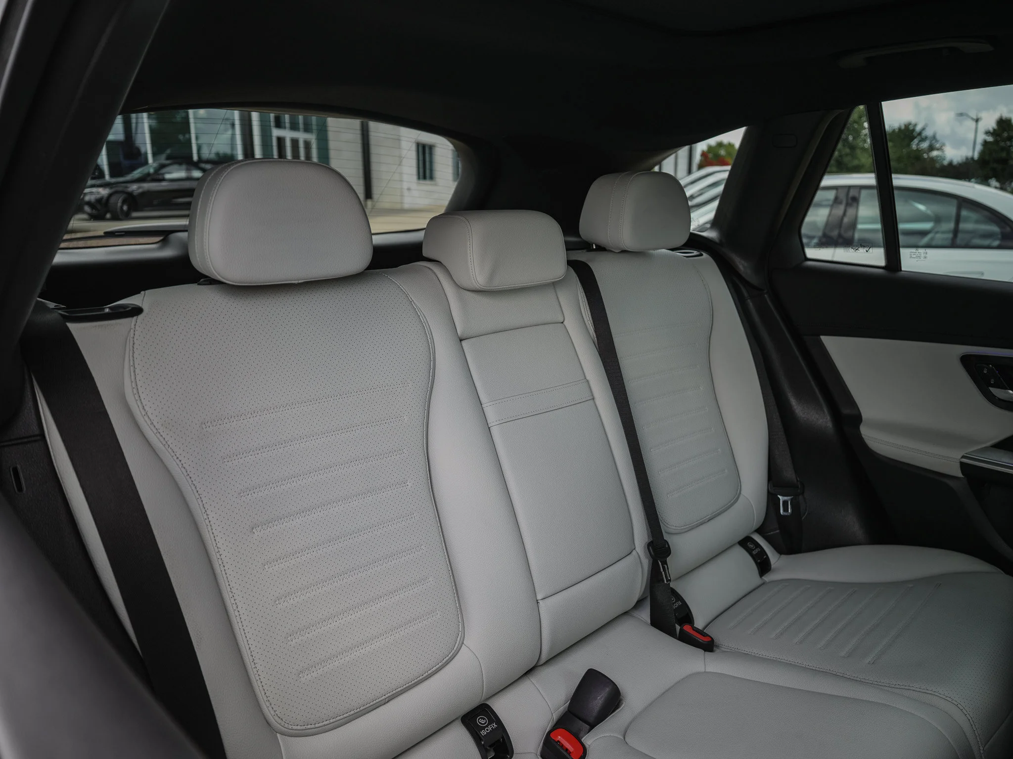 Certified Used 2024 Cirrus Silver Metallic Mercedes-Benz GLC 300 image 33