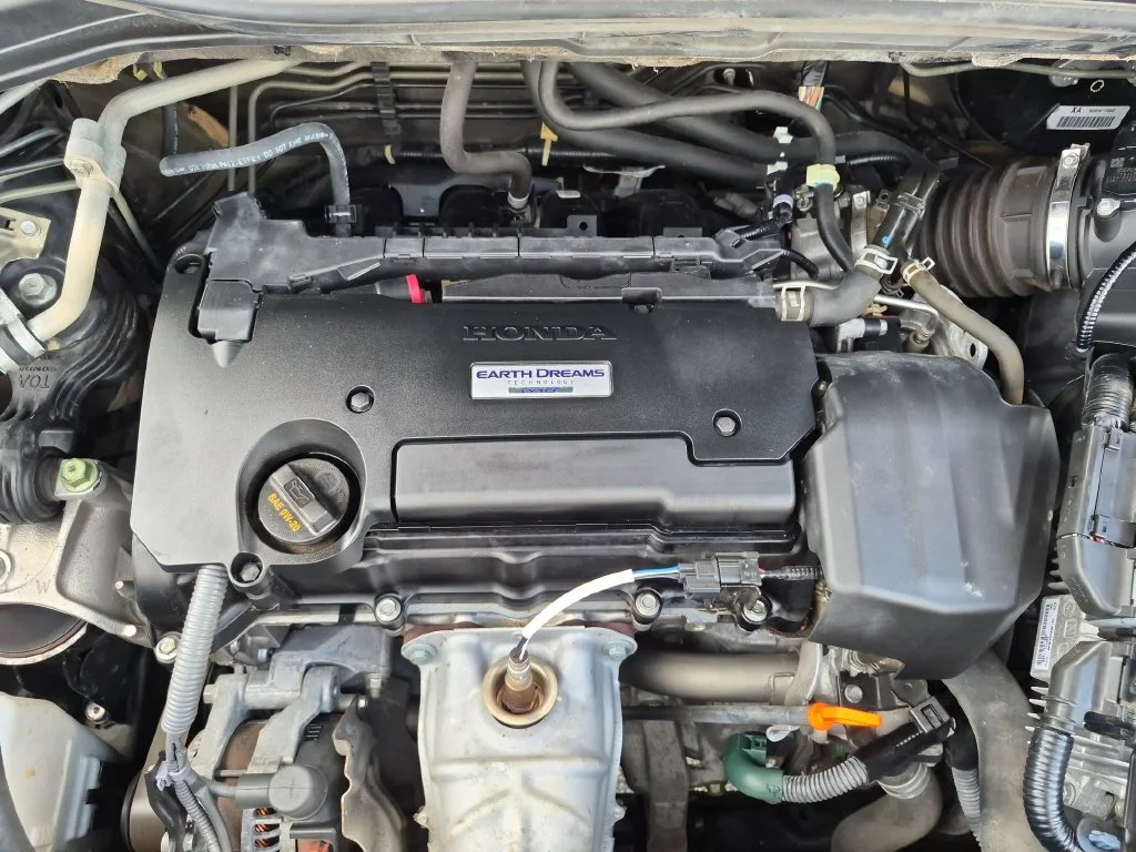 Used 2016 Black Honda Touring image 14