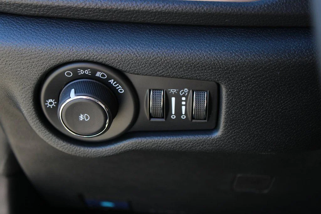 2026 Chrysler Pacifica Pinnacle - Photo 13