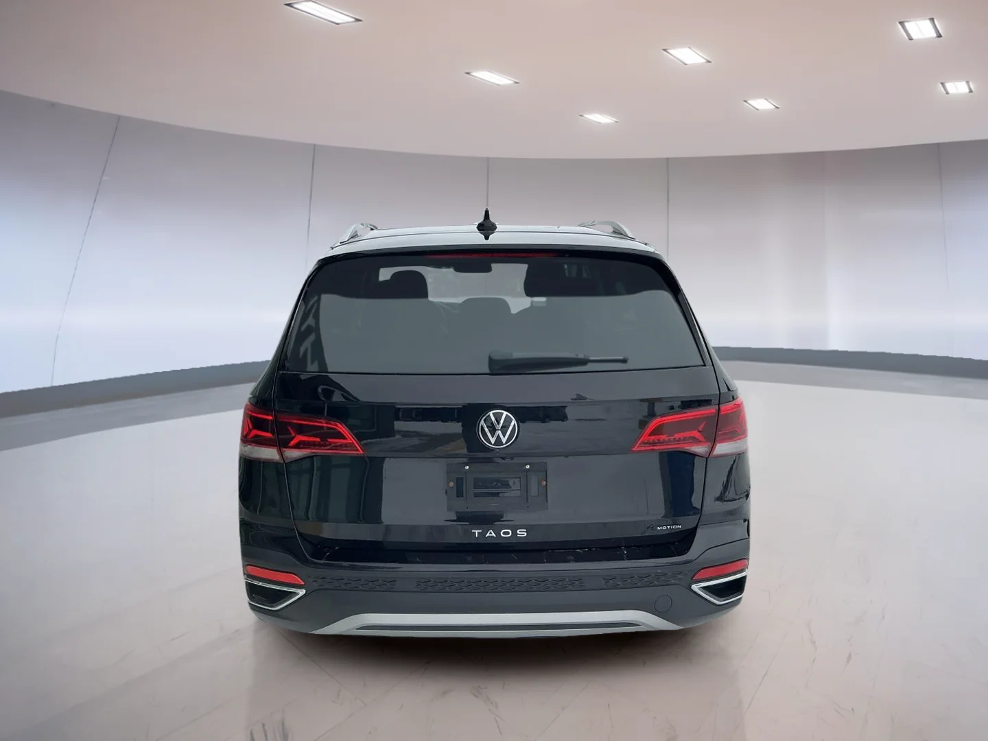 Used 2022 Grey Volkswagen Comfortline image 5