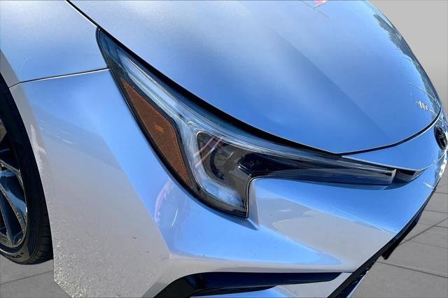 Certified Used 2024 CLASSIC SILVER METALLIC Toyota  image 27