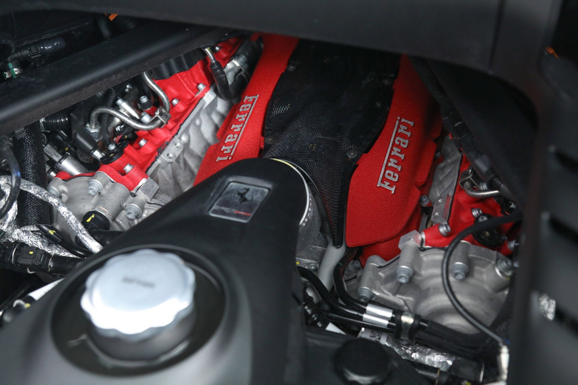 Certified Used 2024 Rosso Ferrari F1-75 Opaco Ferrari  image 38