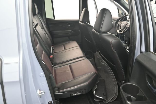 Used 2023  Honda Black Edition image 33