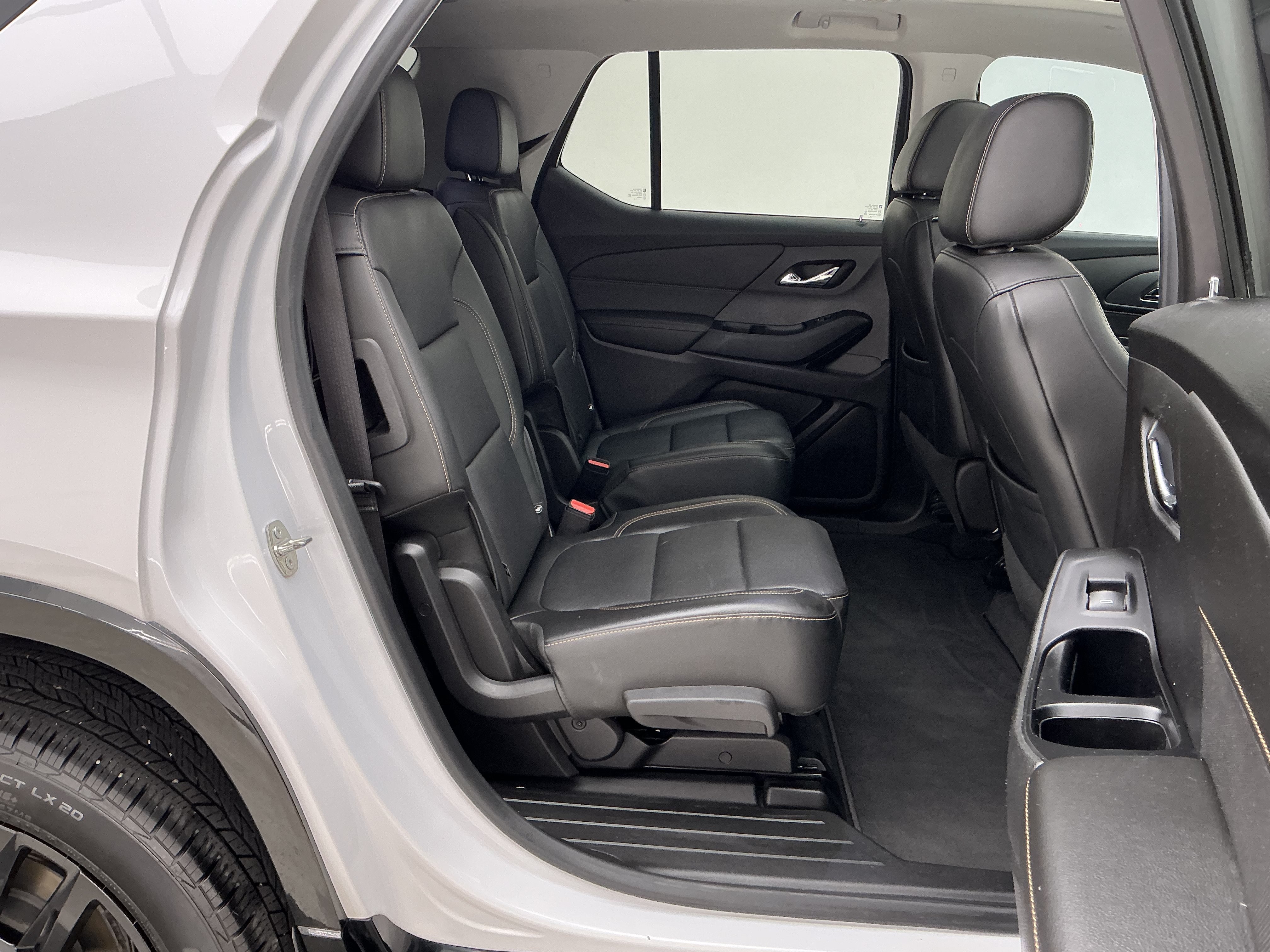 Certified Used 2019 Iridescent Pearl Tricoat Chevrolet Premier image 23