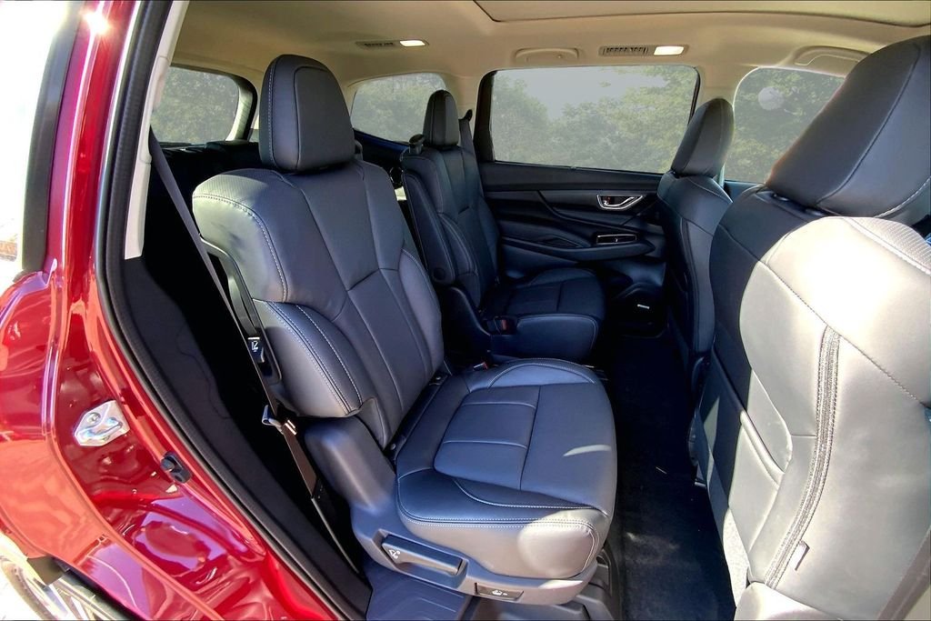 2026 Subaru Ascent Limited - Photo 10