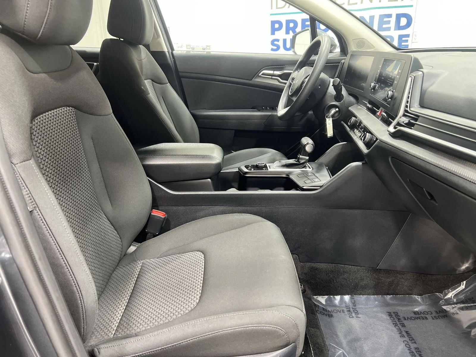 2024 Kia Sportage LX - Photo 23