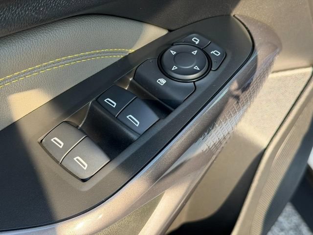 Used 2024 Summit White Chevrolet ACTIV image 16
