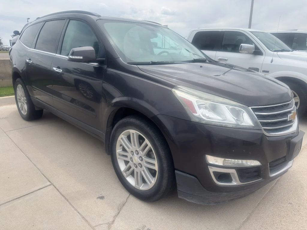 Used 2015 TUNGSTEN METALLIC Chevrolet LT image 3